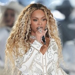 Beyoncé delays whatever surprise she had in store due to wildfires