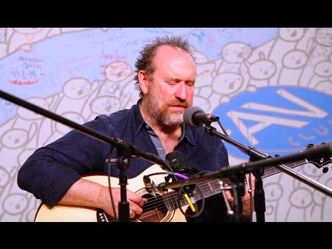 Colin Hay revisits Men At Work’s “Overkill”