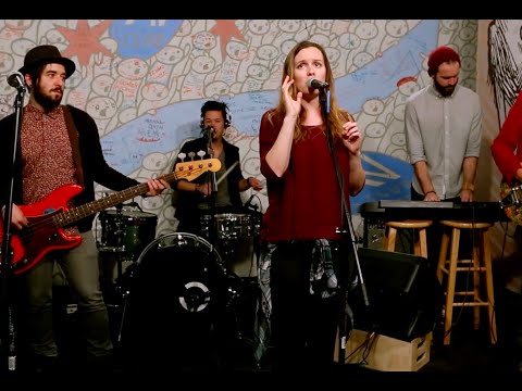 Leighton Meester covers The Cardigans' 