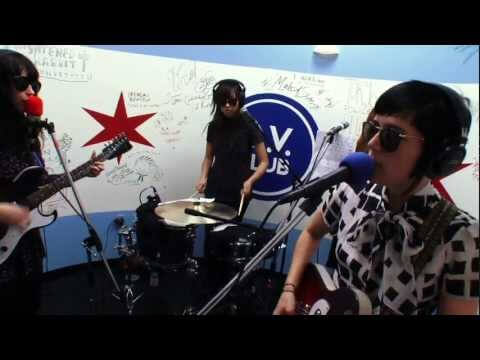 Dum Dum Girls cover Big Star's 